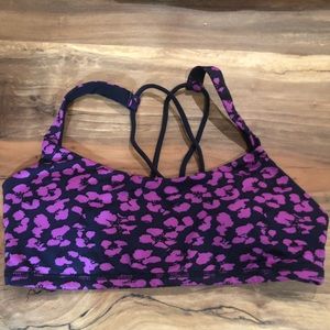 Lululemon free to be bra